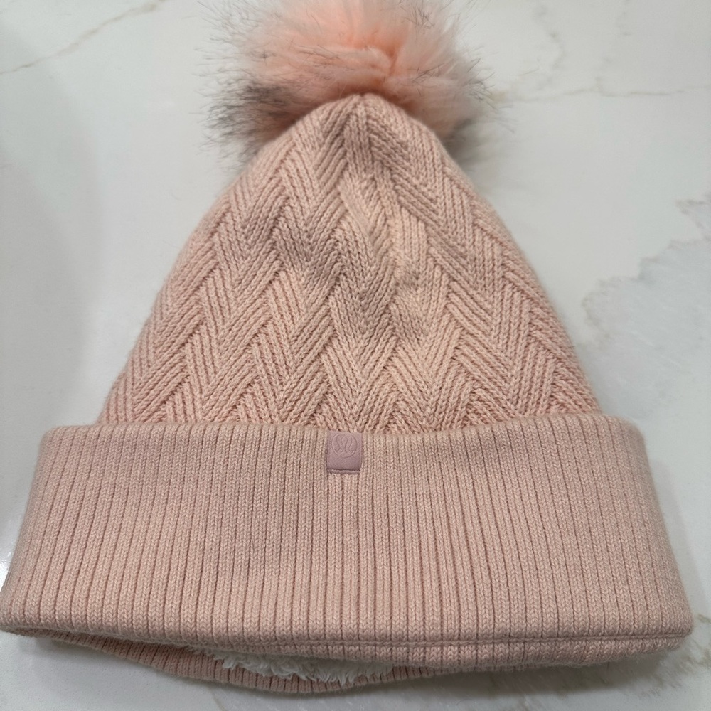 Lululemon Women’s Beanie in Pink!
